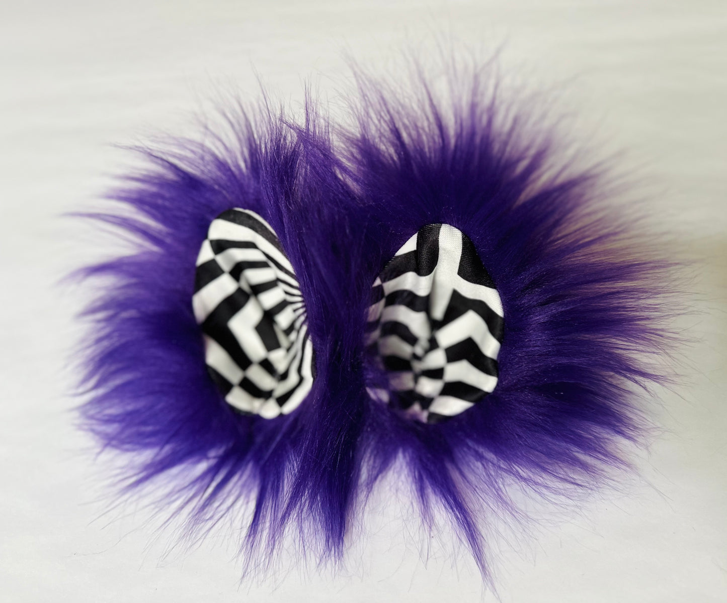 Purple Fur, Psychedelic B&W